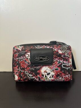 Ed Hardy Zip Skull Roses Embelished Full Zip Around Wallet Wristlet NWT